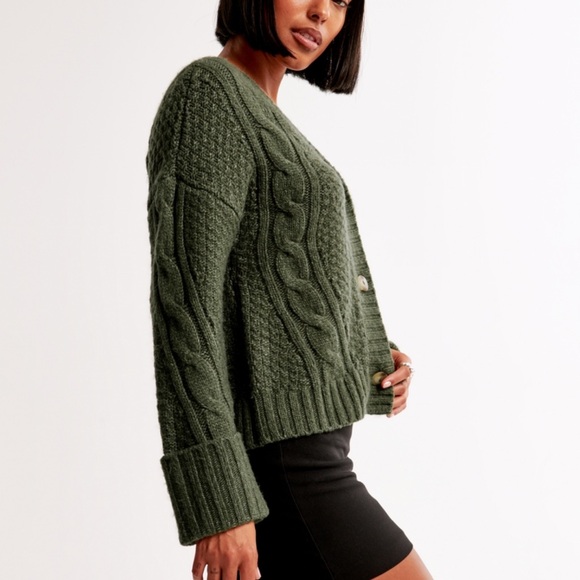 Abercrombie & Fitch Olive Green Cable Knit Button Cardigan - Picture 6 of 9